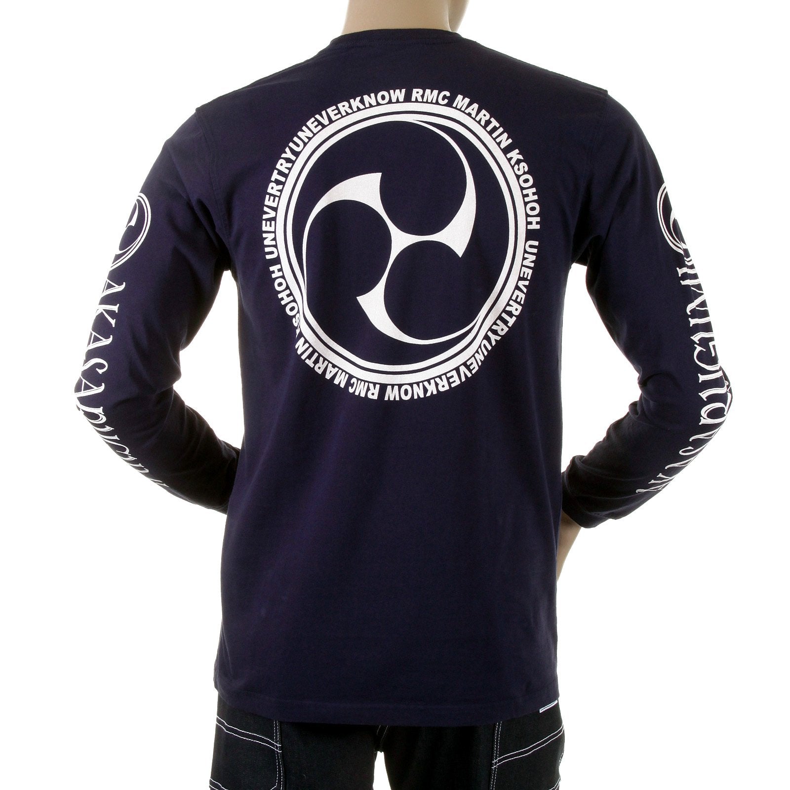 RMC JEANS CREW NECK LONG SLEEVE RAIJIN PRINTED AKASARUGUMI REGULAR FIT CREW NECK T-SHIRT IN RED REDM5406