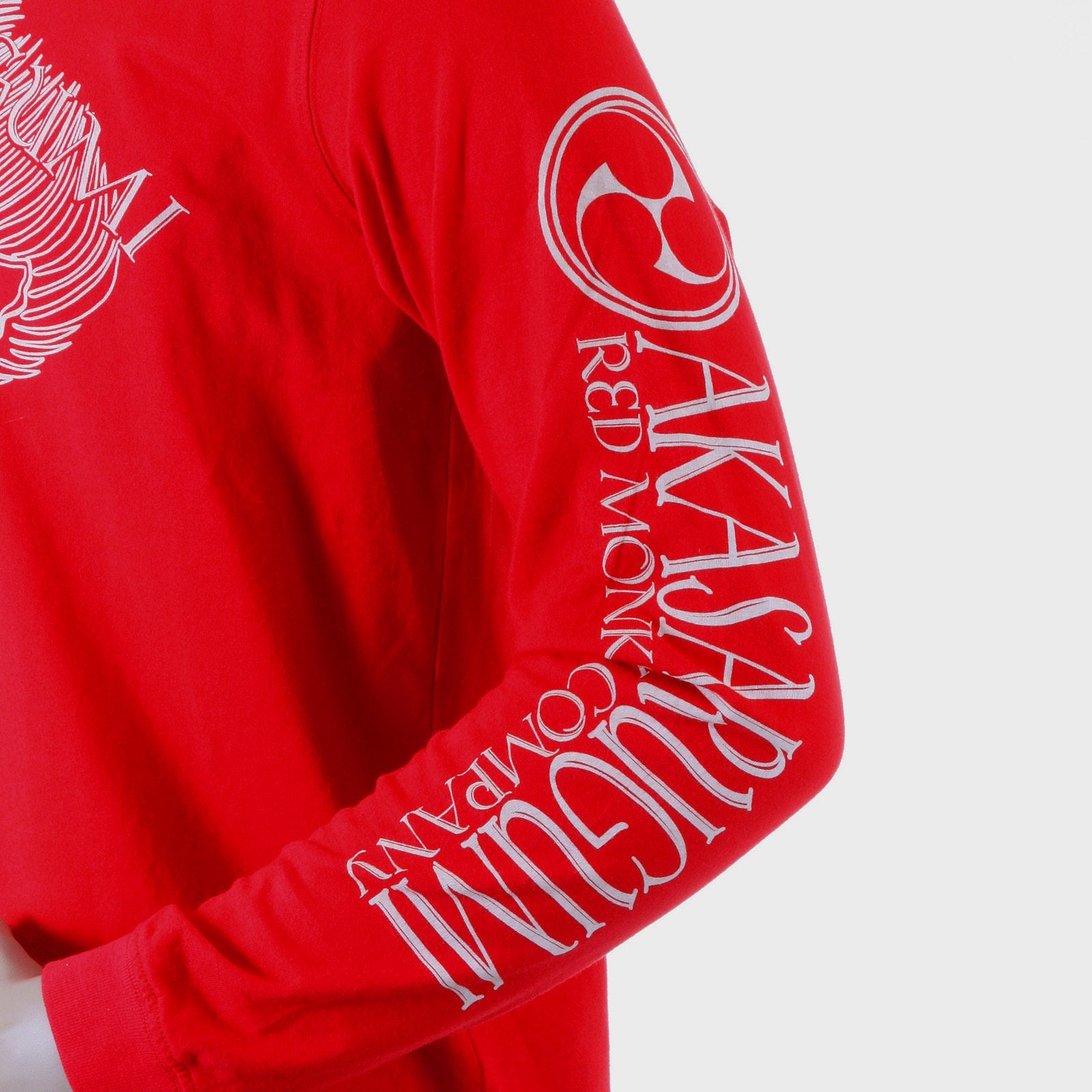 RMC JEANS CREW NECK AKASARUGUMI RAIJIN PRINTED REGULAR FIT LONG SLEEVE T-SHIRT IN RED REDM5407