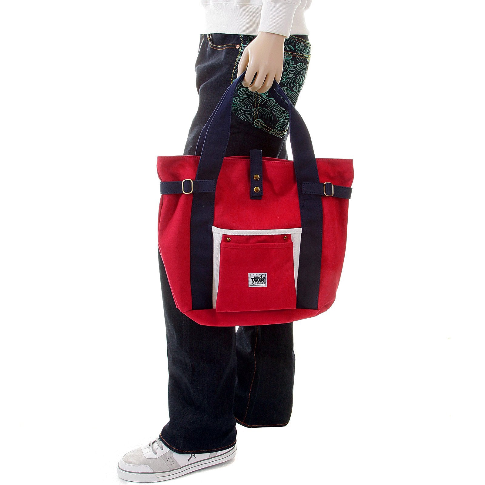 RMC MKWS UNISEX RED CANVAS HAND CARRY BAG WITH TRIM IN NAVY AND WHITE AND NAVY HANDLES REDM5582