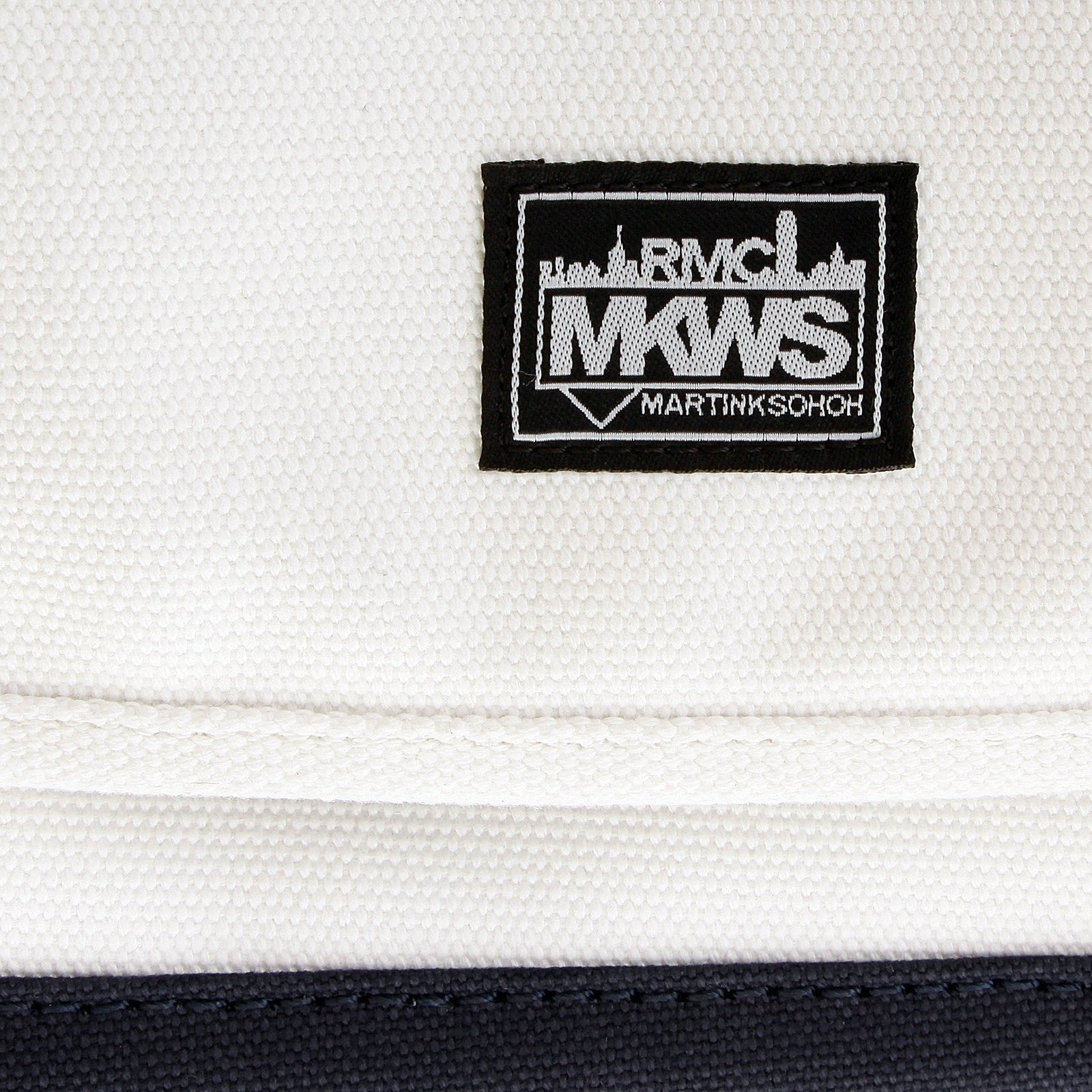 RMC MKWS UNISEX 100% COTTON LARGE CANVAS SHOULDER BAG IN WHITE WITH RED AND NAVY TRIM REDM5578