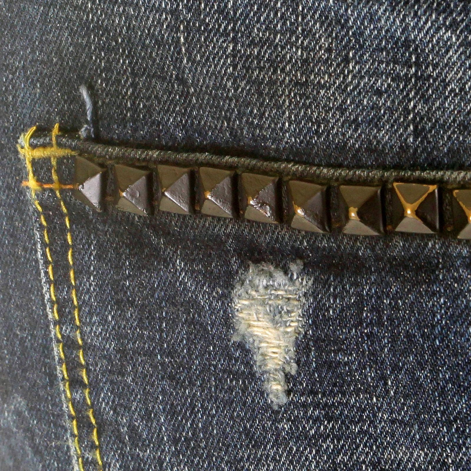 YOROPIKO FUJITSURU VINTAGE EMBROIDERED WASHED JAPANESE JEANS WITH FRAYED PATCHES YORO3972