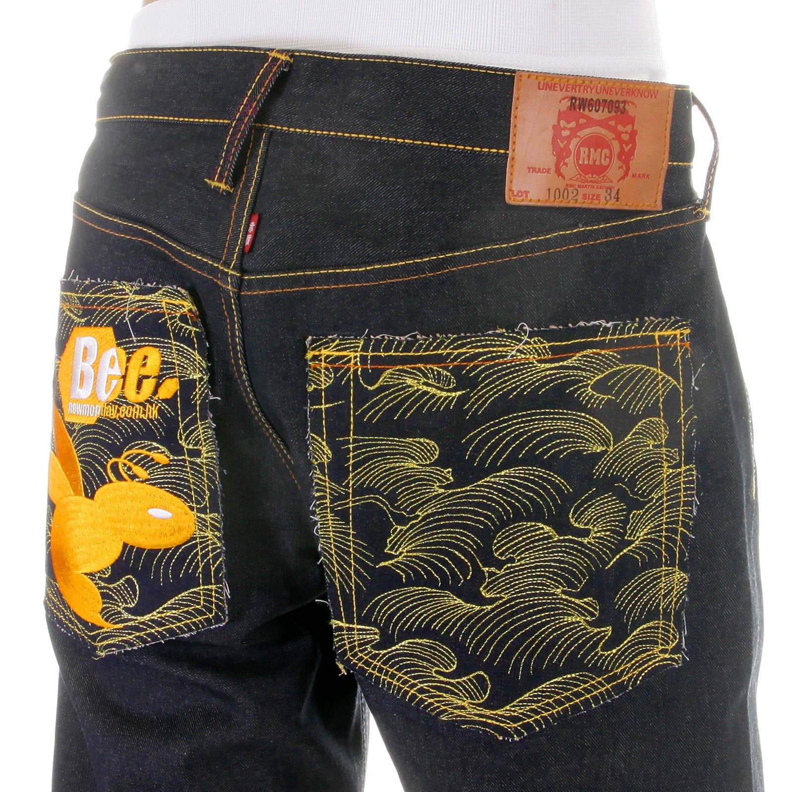 RMC MARTIN KSOHOH MENS VINTAGE CUT DARK INDIGO RAW DENIM JEANS WITH NEW MONDAY BEE EMBROIDERED REDM3979
