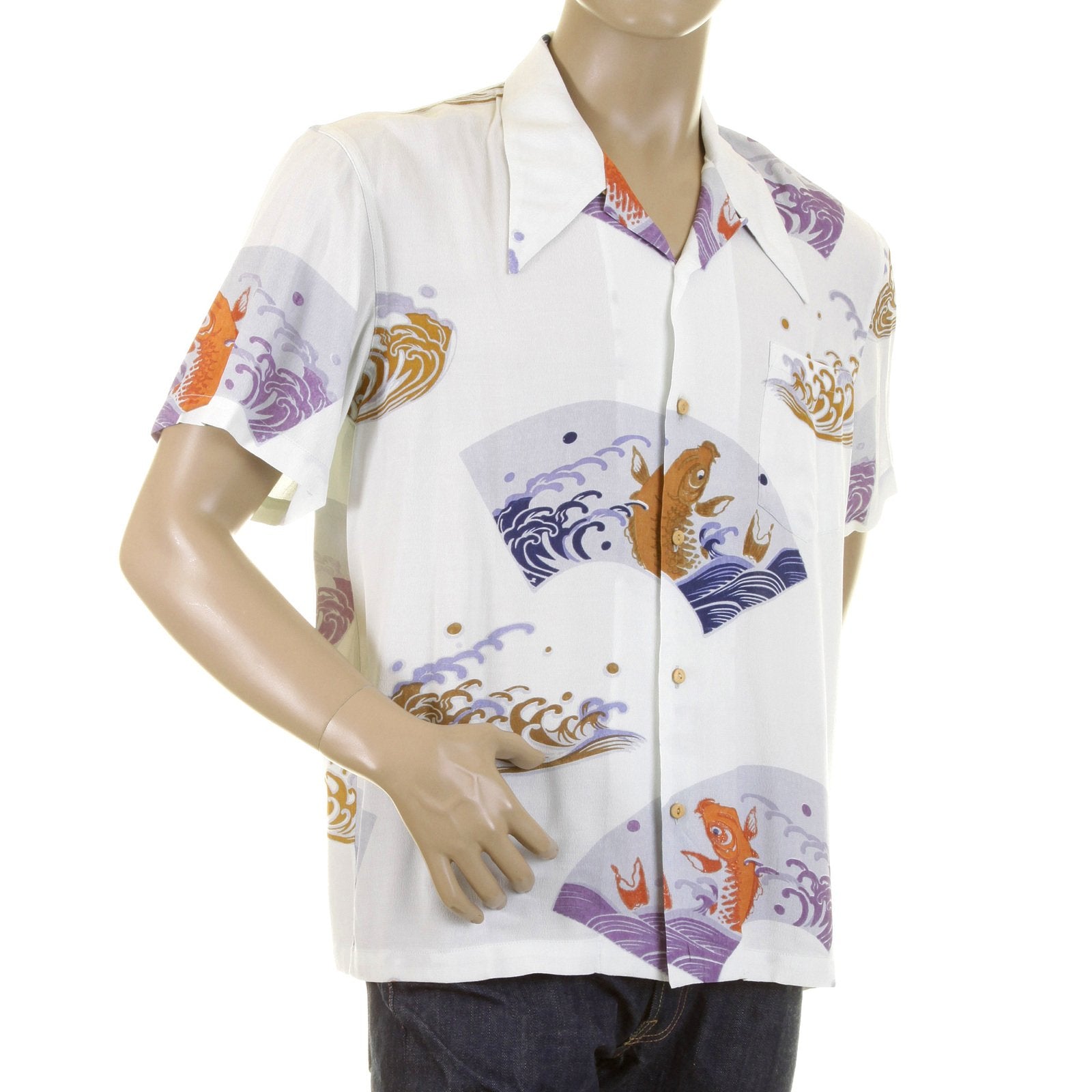 RMC JEANS MENS REGULAR FIT SHORT SLEEVE SHIRT WITH PALE BLUE CARP IN LAKE PRINT REDM0913