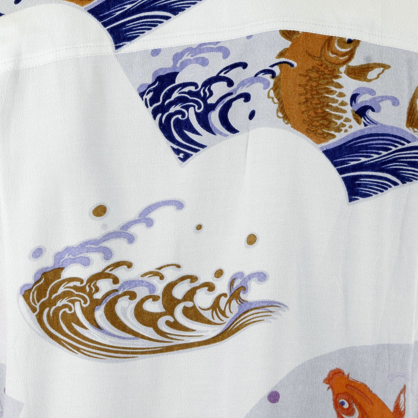 RMC JEANS MENS REGULAR FIT SHORT SLEEVE SHIRT WITH PALE BLUE CARP IN LAKE PRINT REDM0913