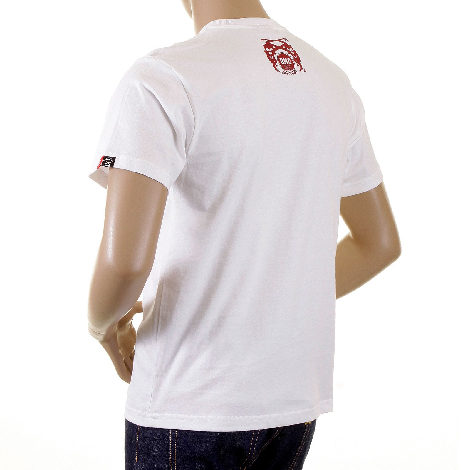 RMC REGULAR FIT SHORT SLEEVE CREW NECK SMOKING SKULL AND CROSSBONES PRINTED T SHIRT IN WHITE REDM2091