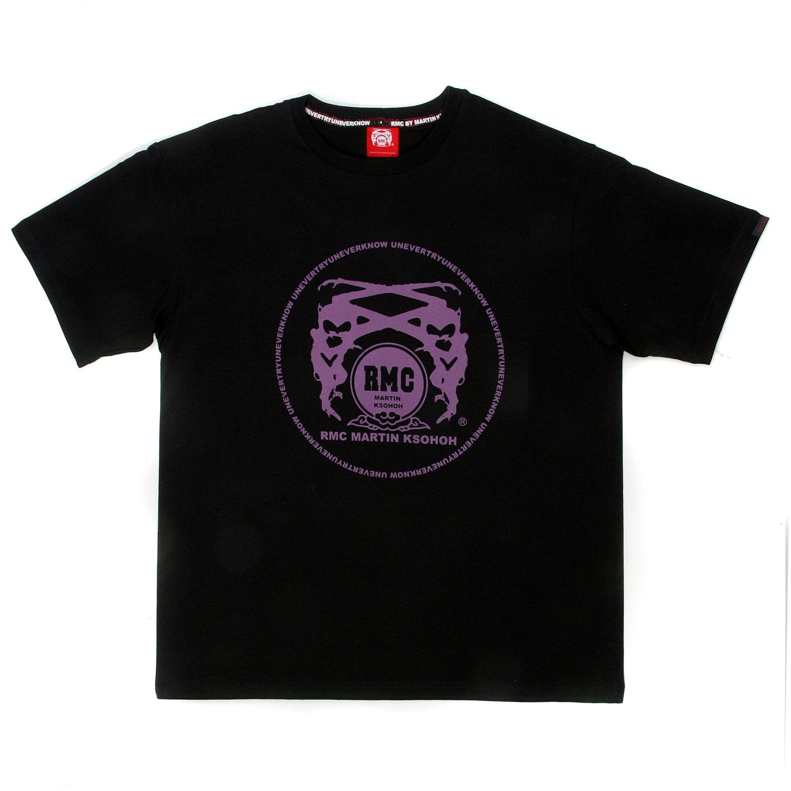RMC MARTIN KSOHOH 100% COTTON REGULAR FIT CREW NECK SHORT SLEEVE PRINTED FUSCIA LOGO T-SHIRT IN BLACK REDM0129