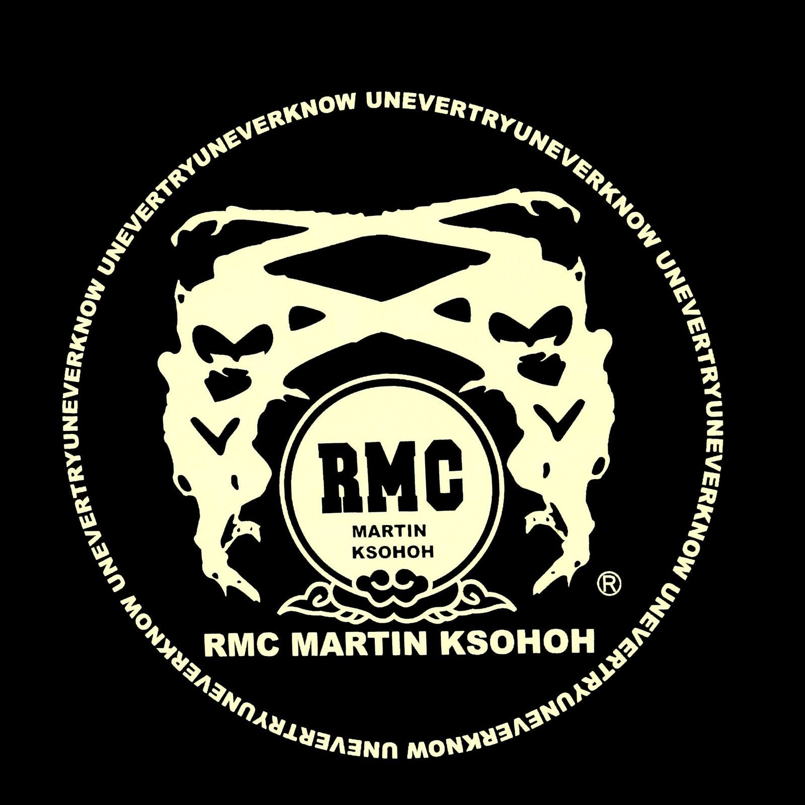 RMC MARTIN KSOHOH REGULAR FIT SHORT SLEEVE CREW NECK BLACK T SHIRT WITH OFF WHITE LOGO PRINT REDM0108
