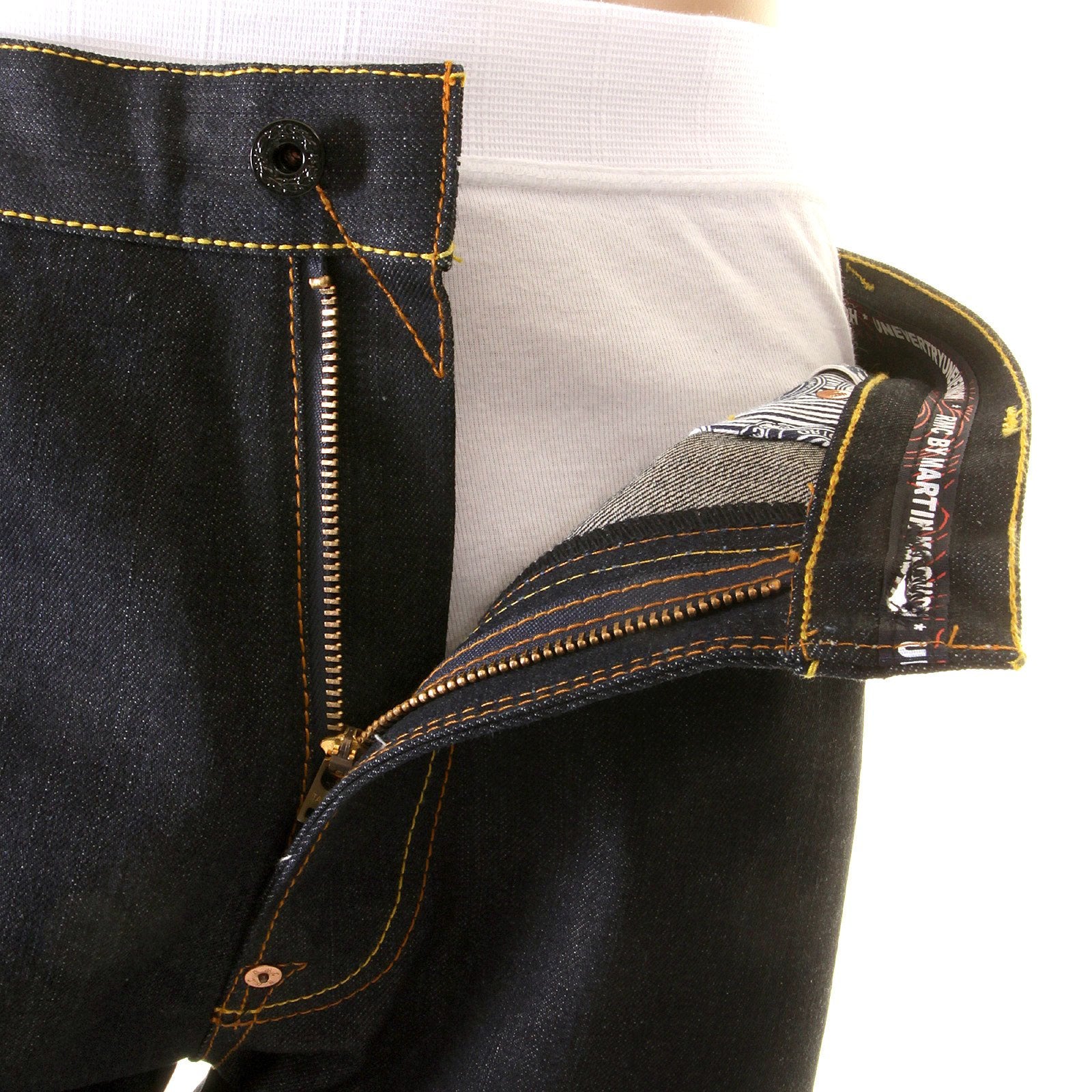 RMC MARTIN KSOHOH RARE VINTAGE CUT DARK INDIGO RAW DENIM JEANS WITH OFF WHITE TSUNAMI WAVE EMBROIDERY REDM1787