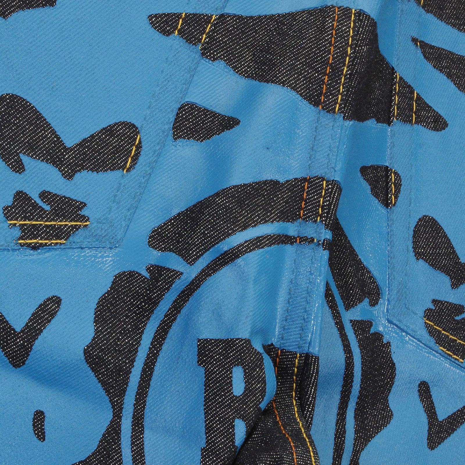 RMC JEANS LOGOA MENS CARGO DENIM SHORTS WITH SUPER EXCLUSIVE BLUE PAINTED LOGO REDM3733