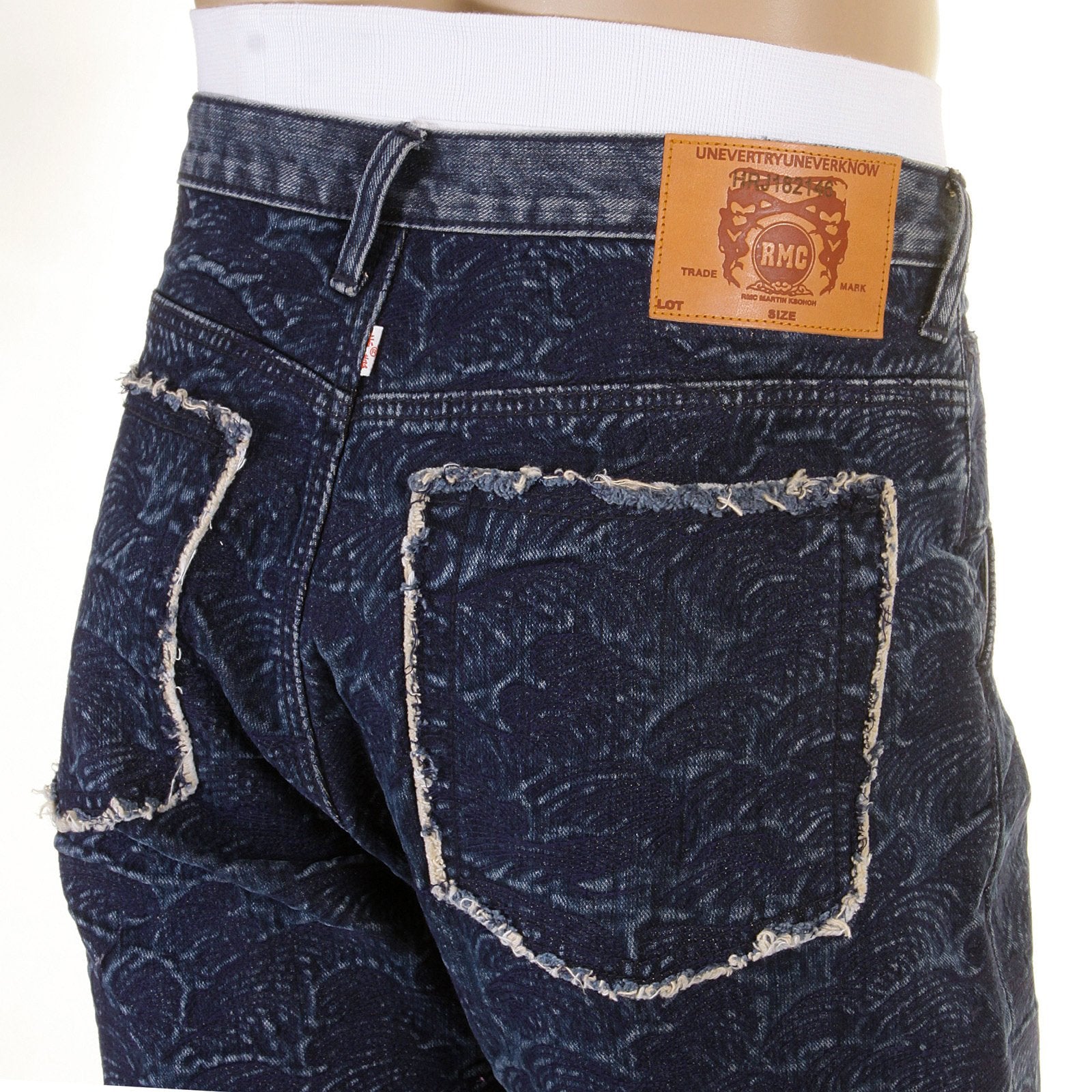 RMC JEANS GENUINE SELVEDGE DENIM SHORTS WITH SUPER EXCLUSIVE DARK BLUE TSUNAMI WAVE EMBROIDERY REDM3739
