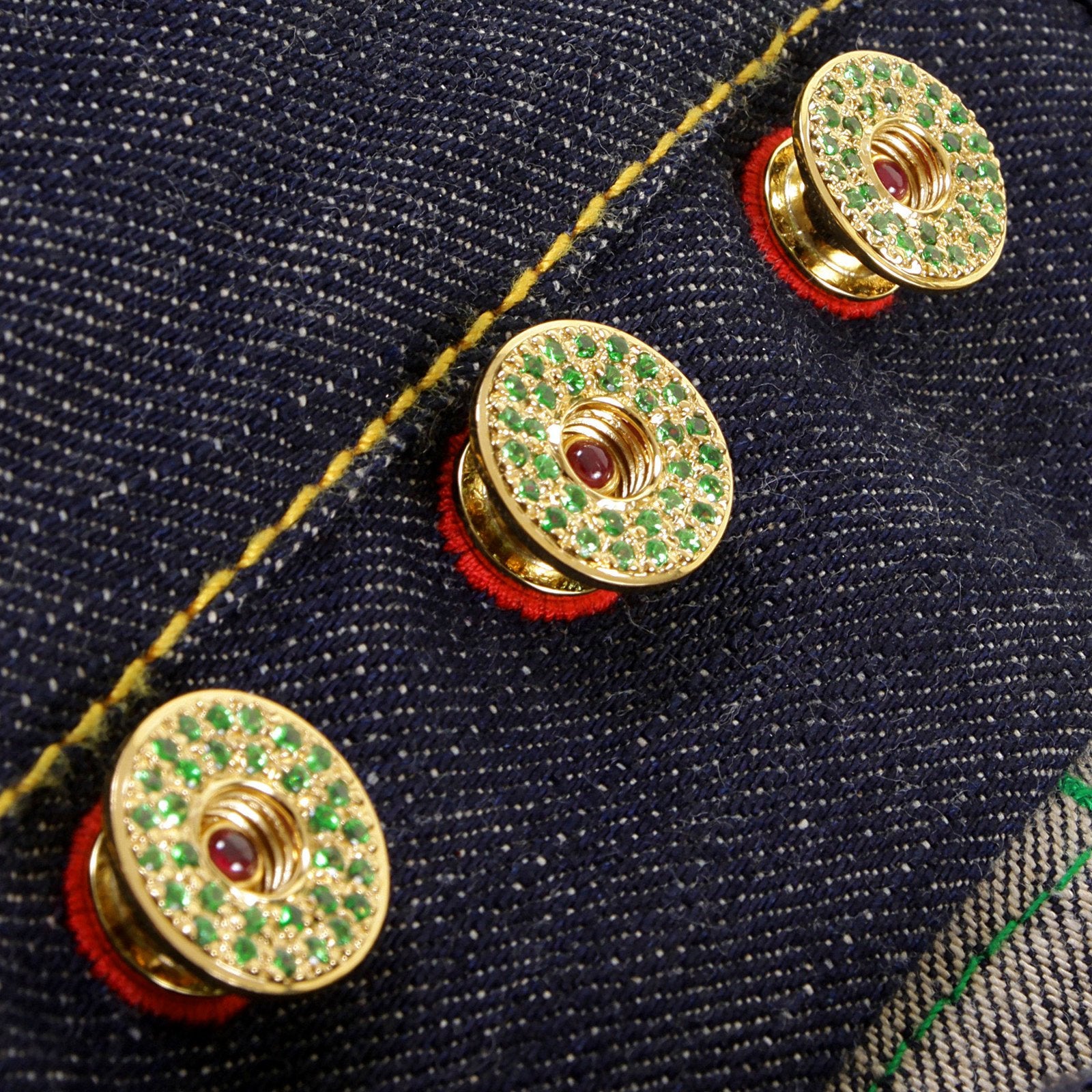 RMC JEANS CUSTOM MADE PRECIOUS STONE GREEN GARNET GIFT BOX BUTTON SET RMC2380