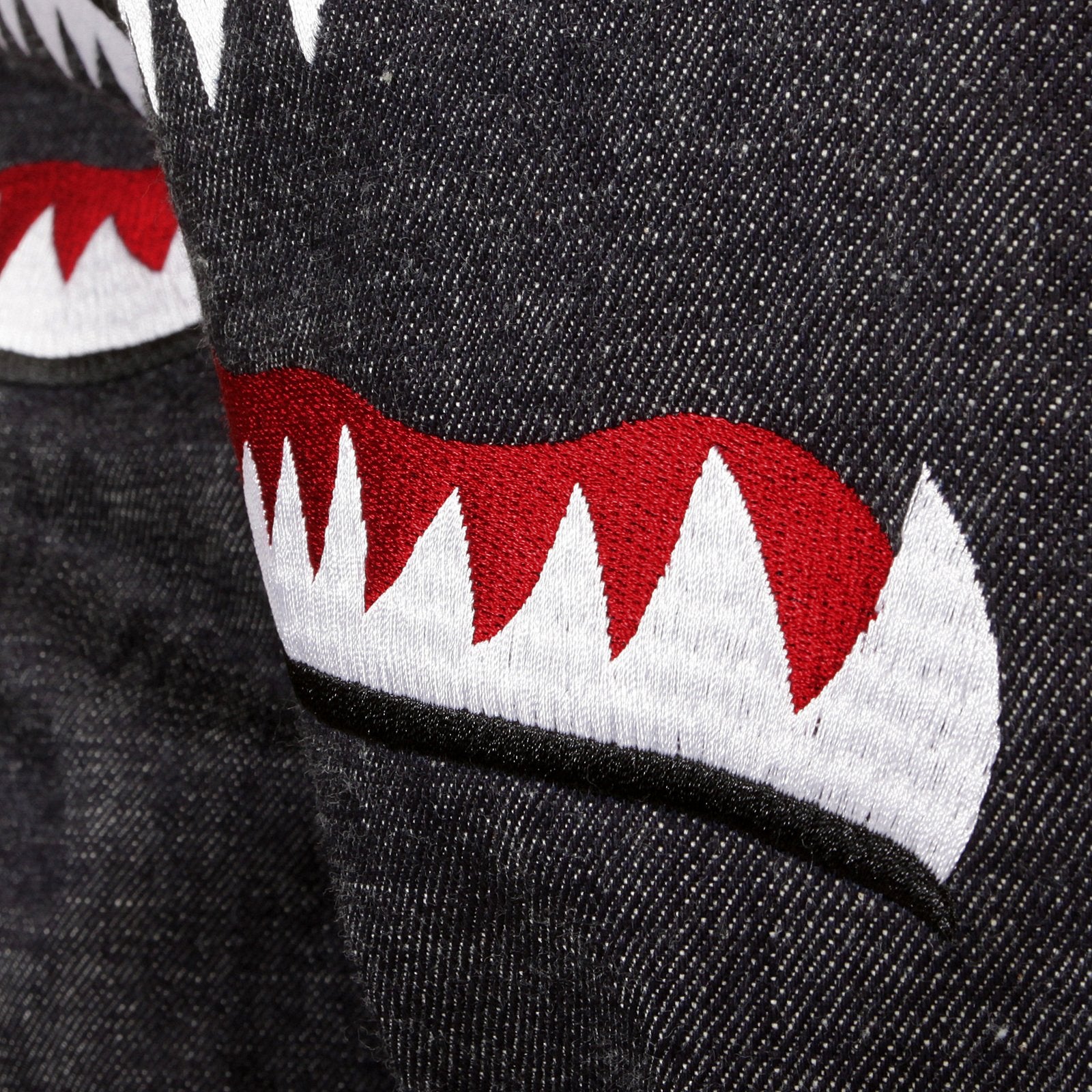 RMC JEANS DARK INDIGO RQP11118 UNWASHED RAW DENIM JEANS WITH TIGER CAMO PLANE EMBROIDERY REDM1241