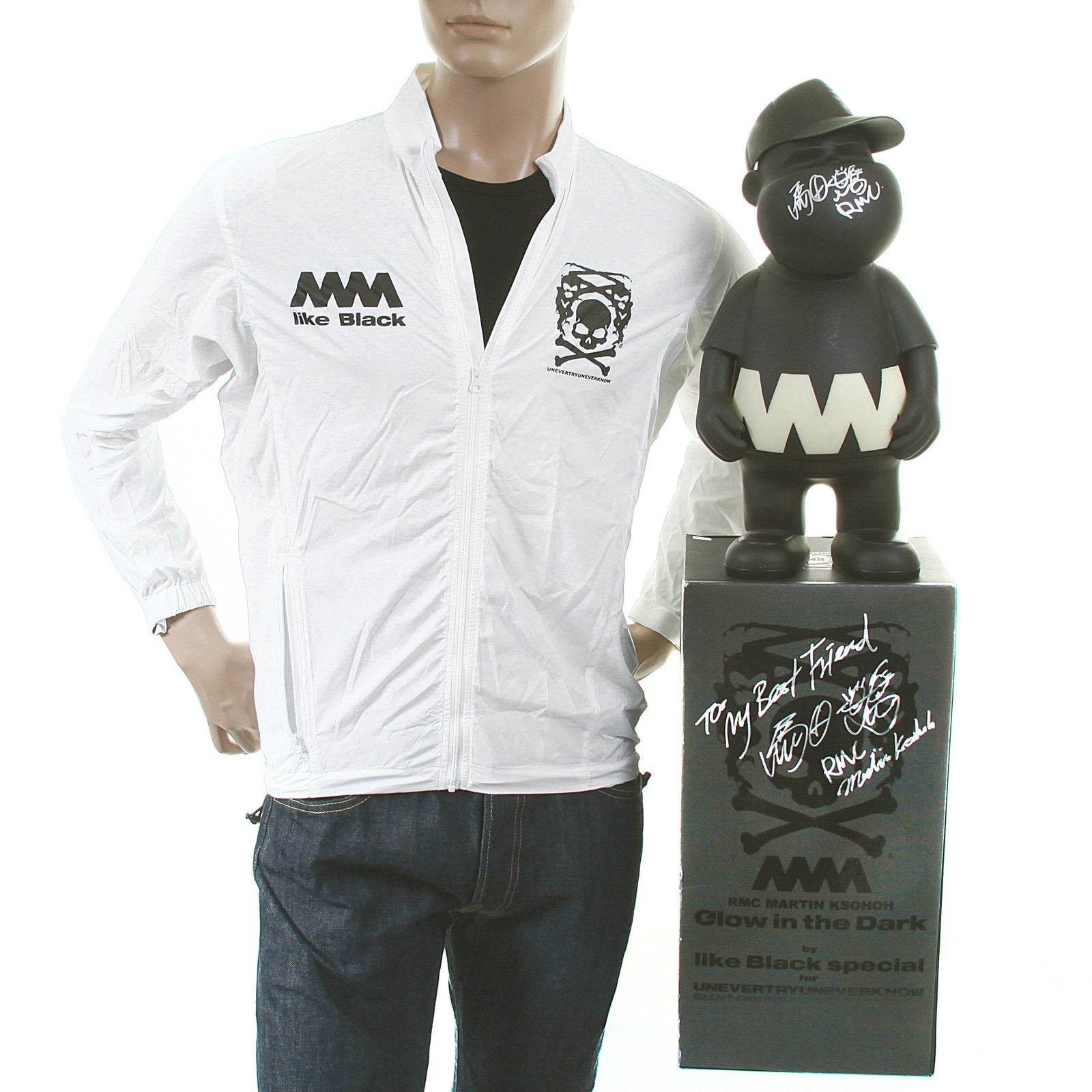 RMC X 4A LIMITED EDITION RQZ12009 TROOPER JACKET IN WHITE WITH GLOW IN DARK MODEL PRESENTATION TOY RMC1463