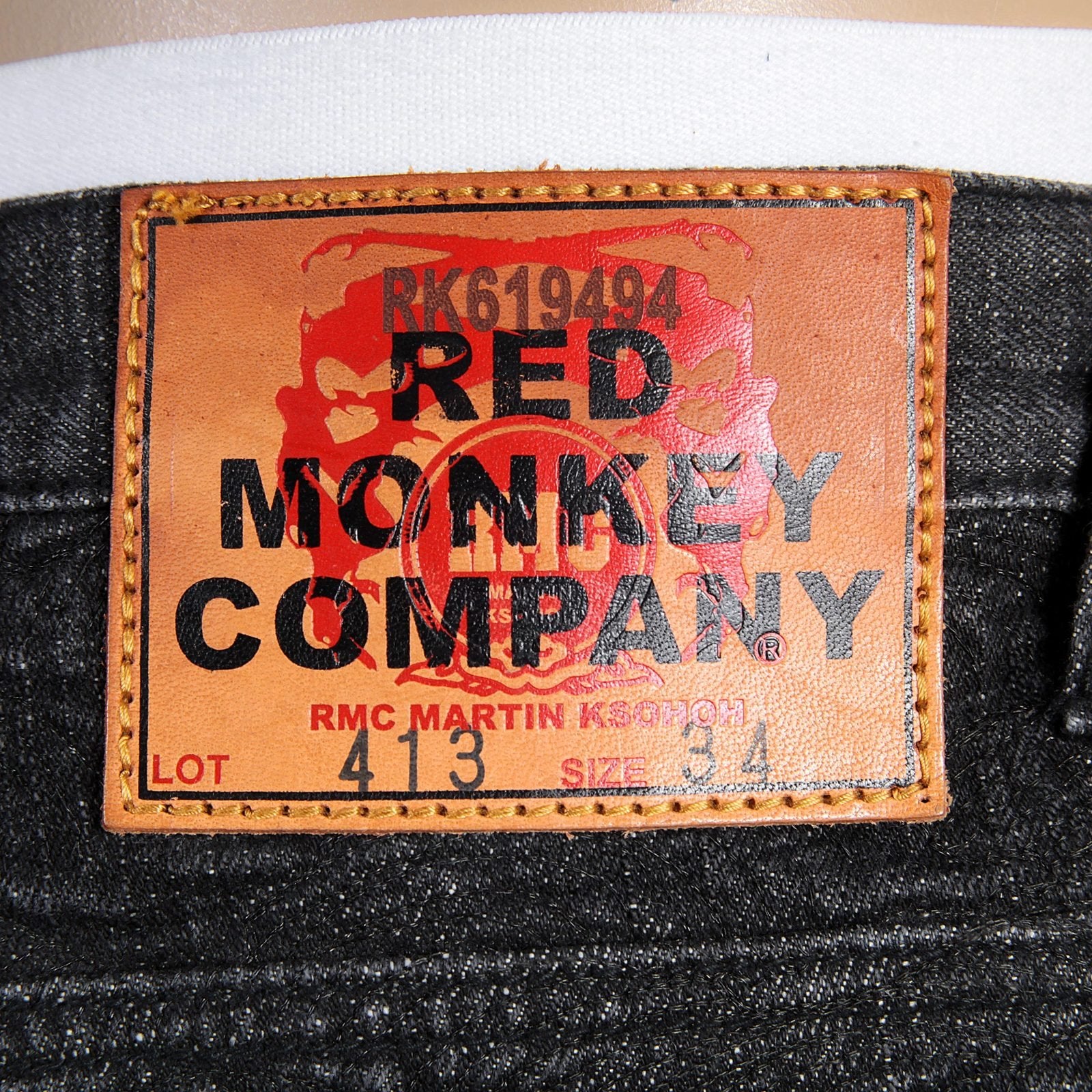 RMC MARTIN KSOHOH MENS COTTON BLACK DENIM SHORTS WITH TSUNAMI WAVES EMBROIDERY REDM4146