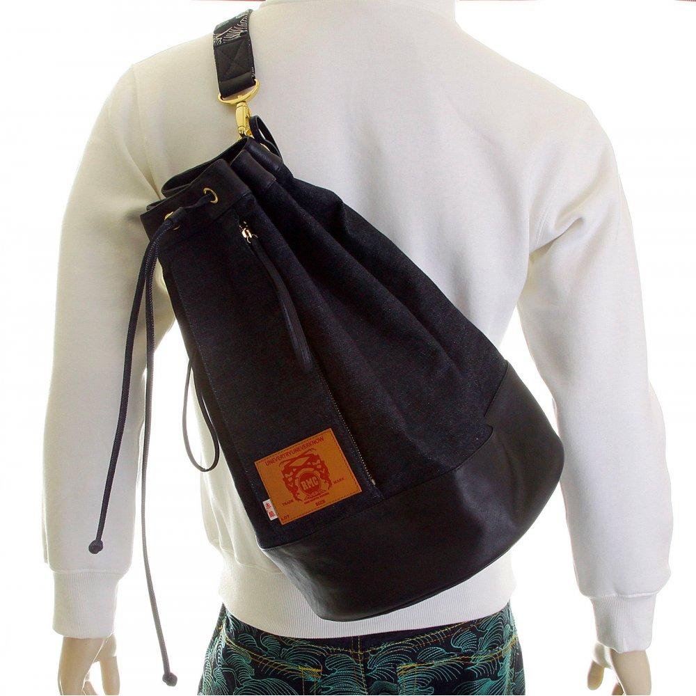 RMC JEANS UNISEX FULLY LINED DENIM WITH LEATHER DUFFLE BAG WITH PULL CORD CLOSURE TOP REDM5523