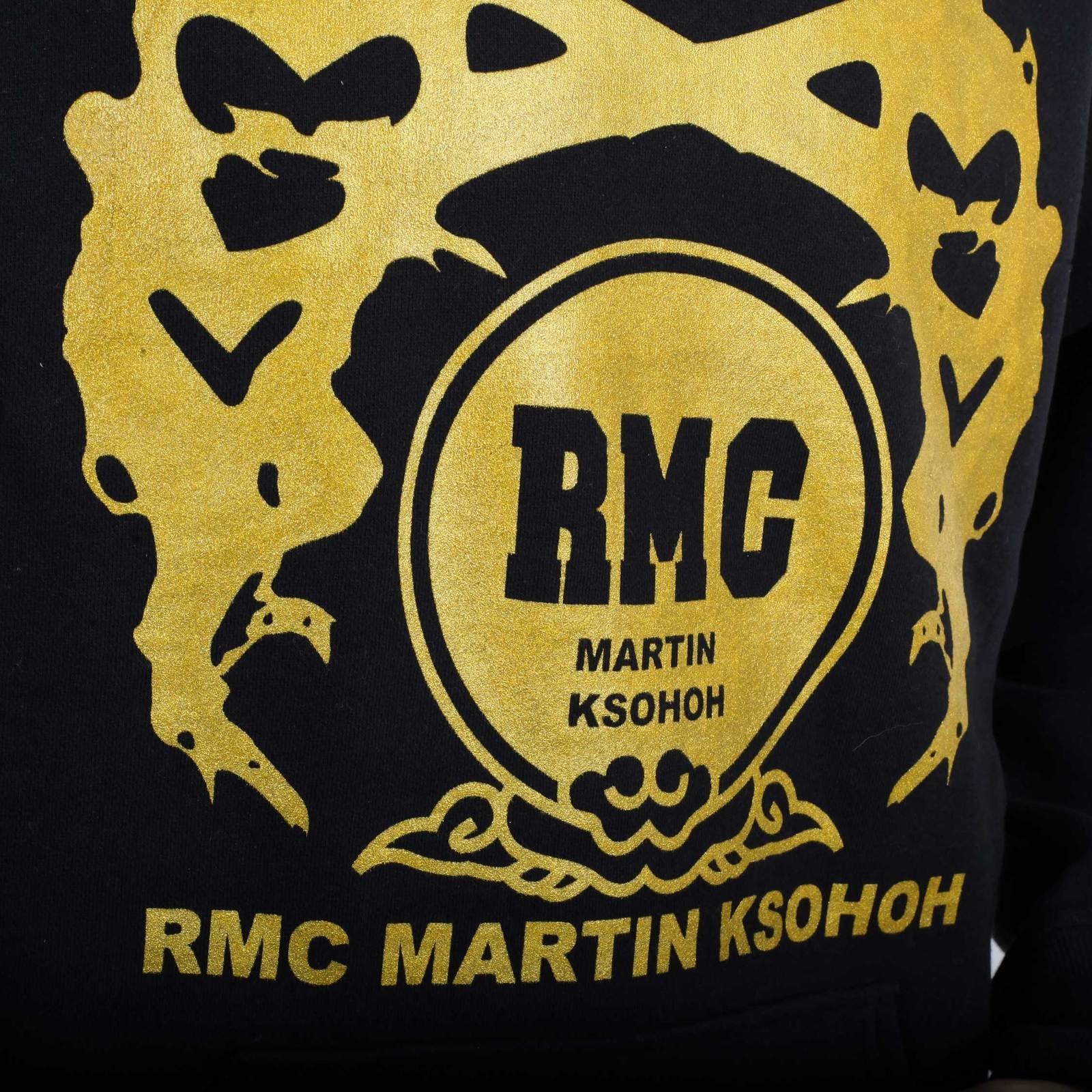 RMC MARTIN KSOHOH LONG SLEEVE KANGAROO STYLE POCKET REGULAR FIT BLACK HOODIE WITH GOLD LOGO PRINT REDM0705