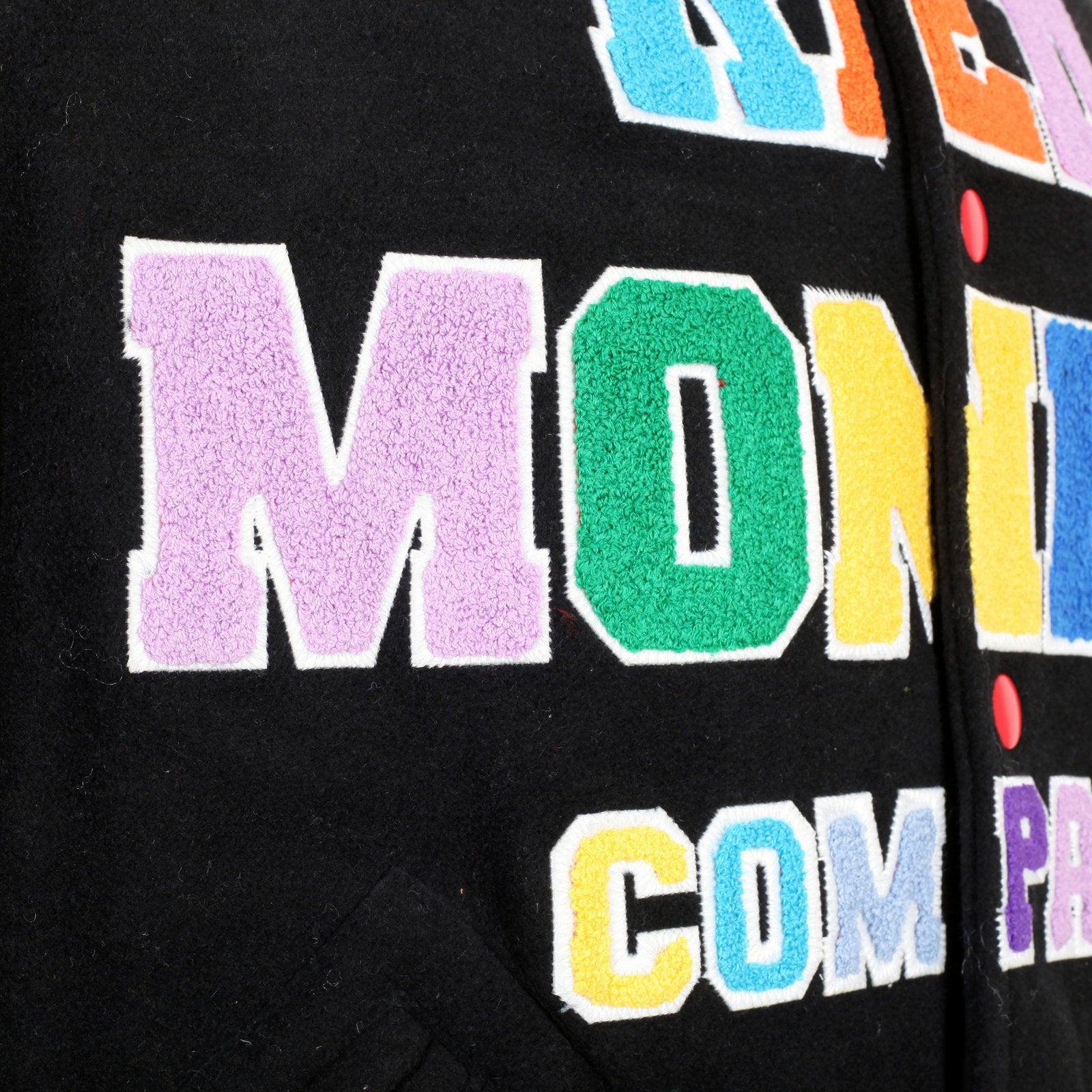 RMC JEANS X YOROPIKO MENS QUILTED REGULAR FIT VINTAGE BASEBALL VARSITY JACKET IN BLACK REDM3117