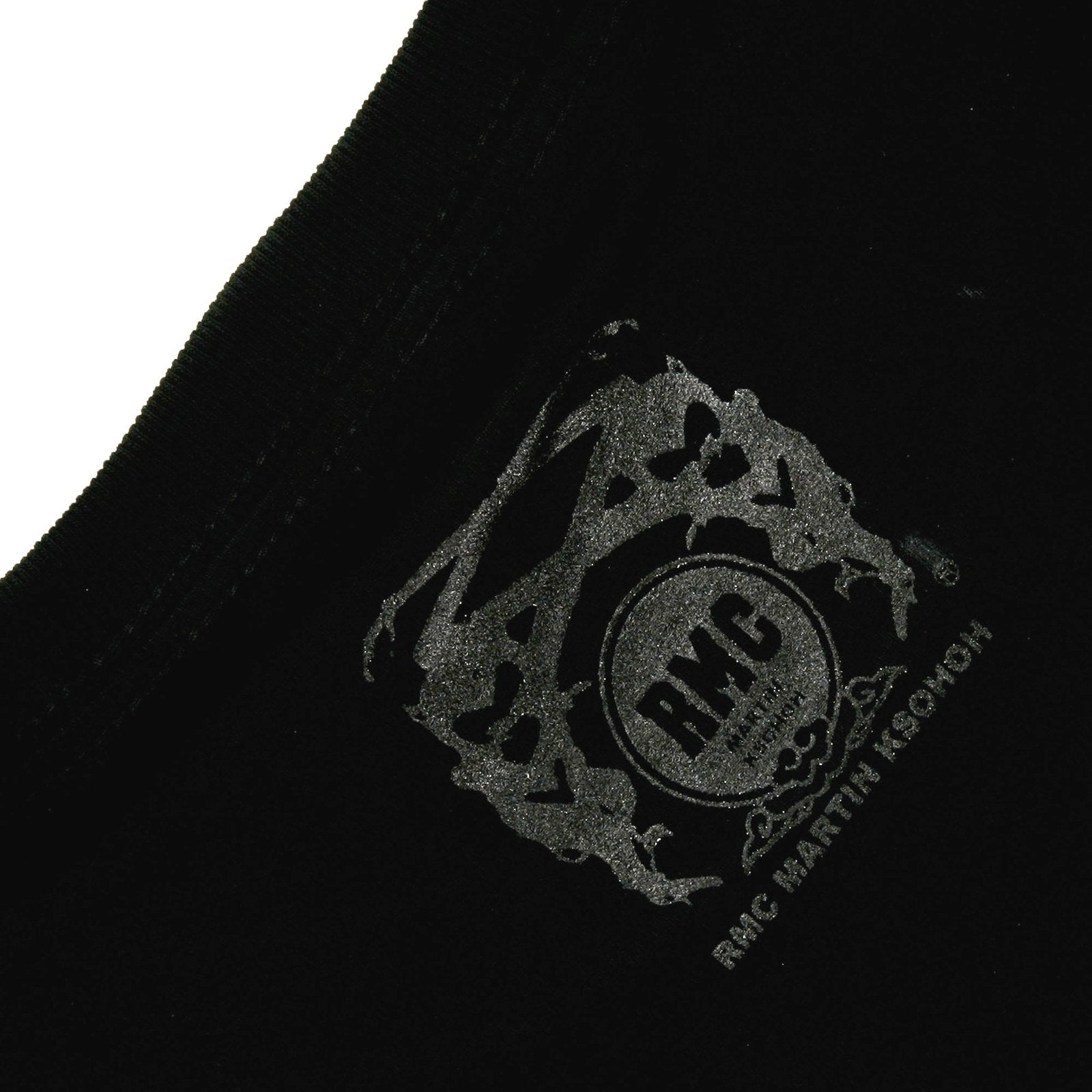 RMC MARTIN KSOHOH REGULAR FIT FINE RIBBED CREW NECK SHORT SLEEVE BLACK T SHIRT WITH LOGO PRINT REDM0066