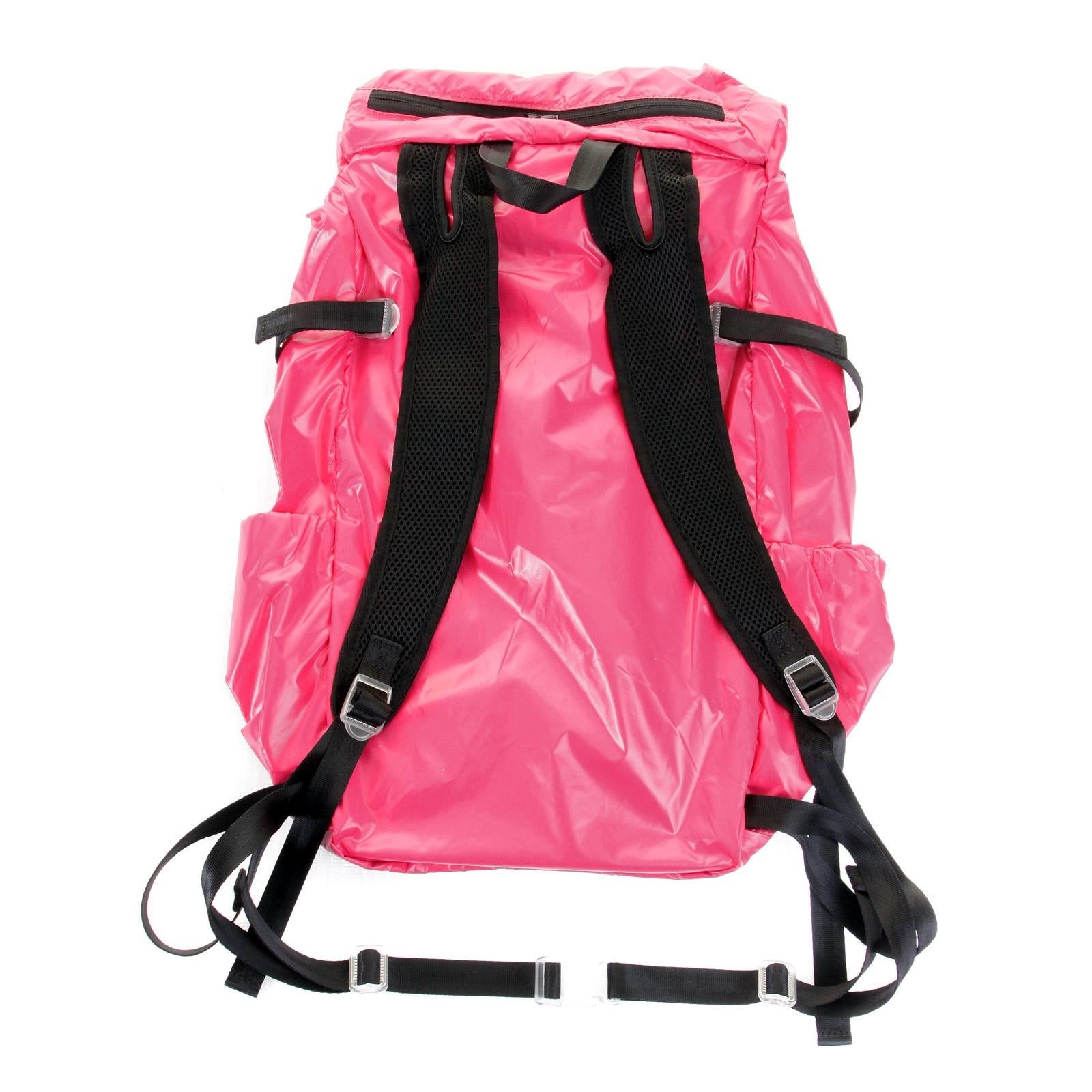 RMC MKWS UNISEX PINK NYLON LIGHTWEIGHT BACKPACK WITH ADJUSTABLE BACK AND SIDE STRAPS REDM2270