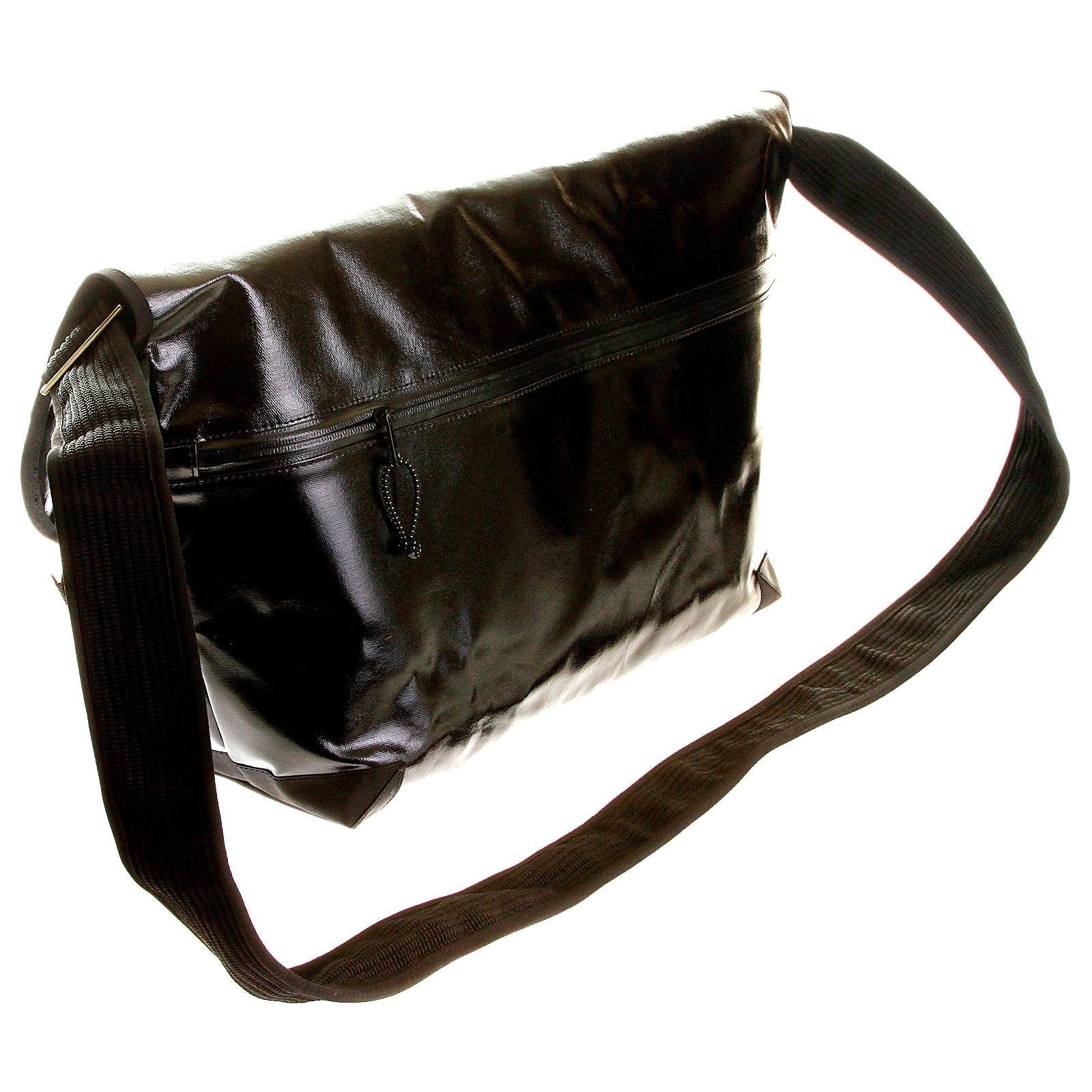 RMC MKWS UNISEX LARGE LAMINATED COTTON CANVAS SHOULDER CYCLIST FASHION BAG IN BLACK REDM5559