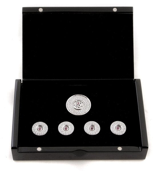 RMC MARTIN KSOHOH CUSTOM MADE GIFT BOX BUTTON SET IN DIAMOND AND RUBY RMC2337