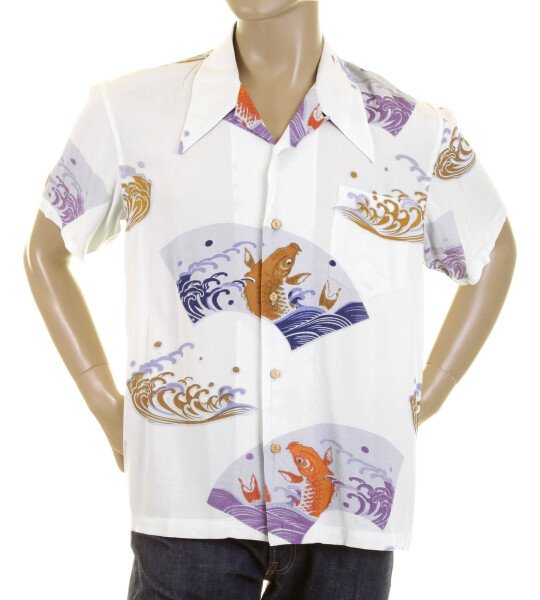 RMC JEANS MENS REGULAR FIT SHORT SLEEVE SHIRT WITH PALE BLUE CARP IN LAKE PRINT REDM0913