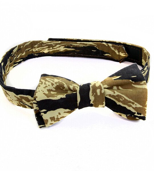 RMC JEANS VINTAGE CAMO COTTON BOW TIE FOR MEN WITH TIGER CAMO PRINT RMC1944